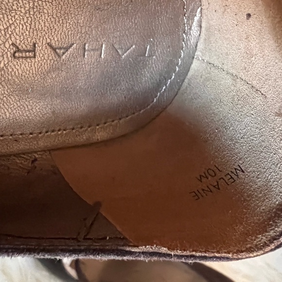 TAHARI - Patten Leather Brown Kitty Heel Mary Jane Style Shoe Sz10 - Picture 5 of 7